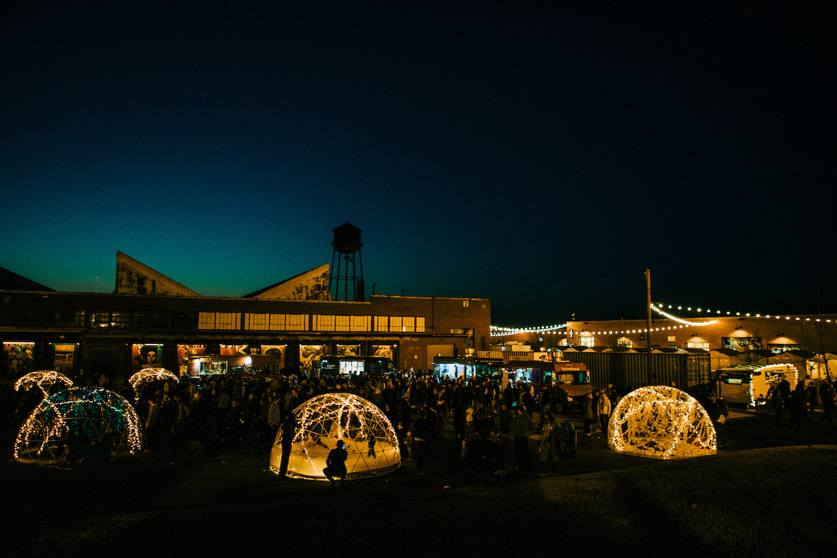 Mistletoe Market 159