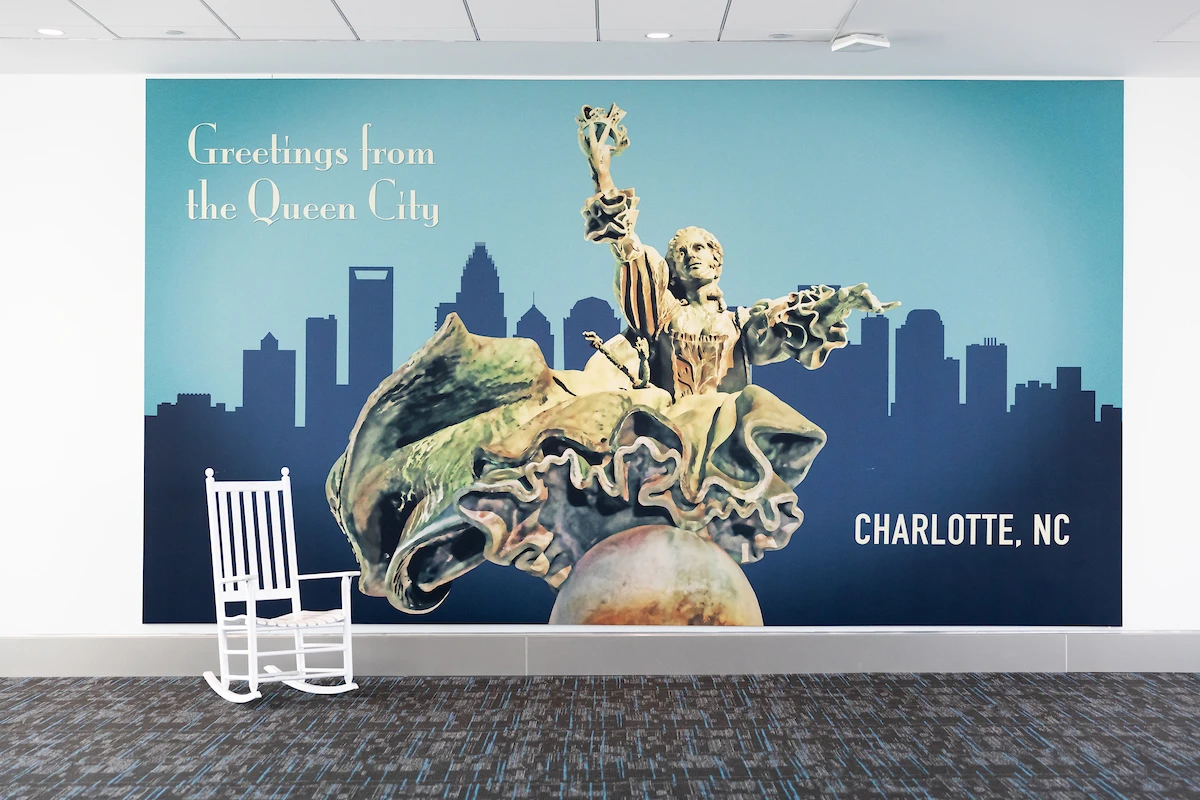 CLT AIRPORT 090