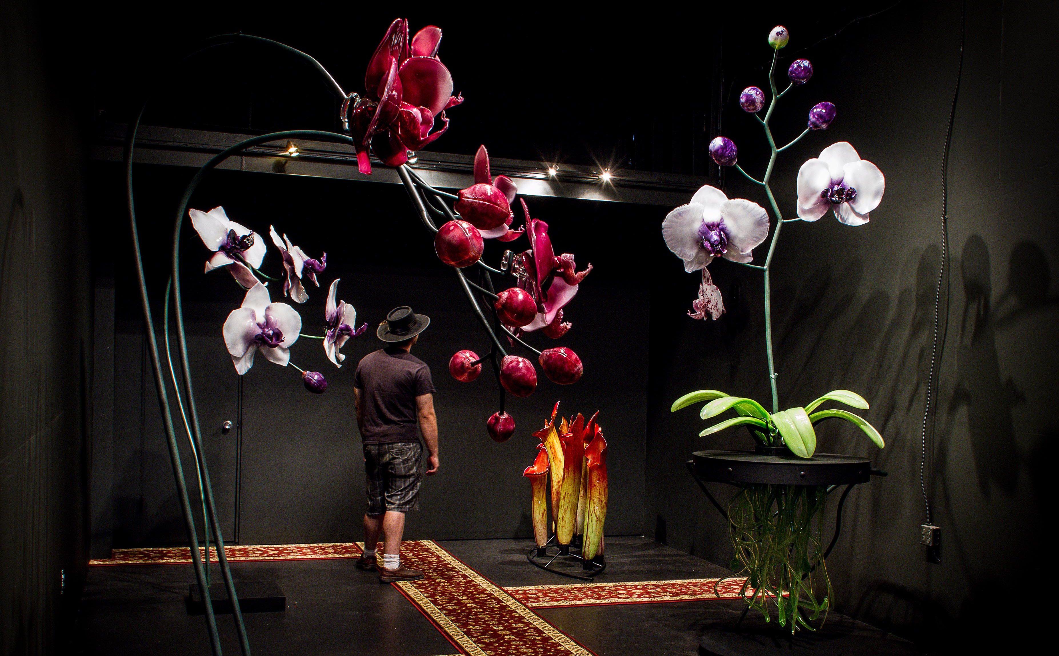 Grandiflora: Gamrath Glass at the Garden