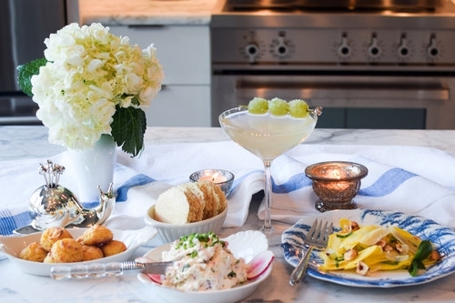 Hands-on Cocktail Class: Entertaining with Cocktails