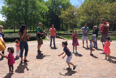 Bilingual Stories & Music 