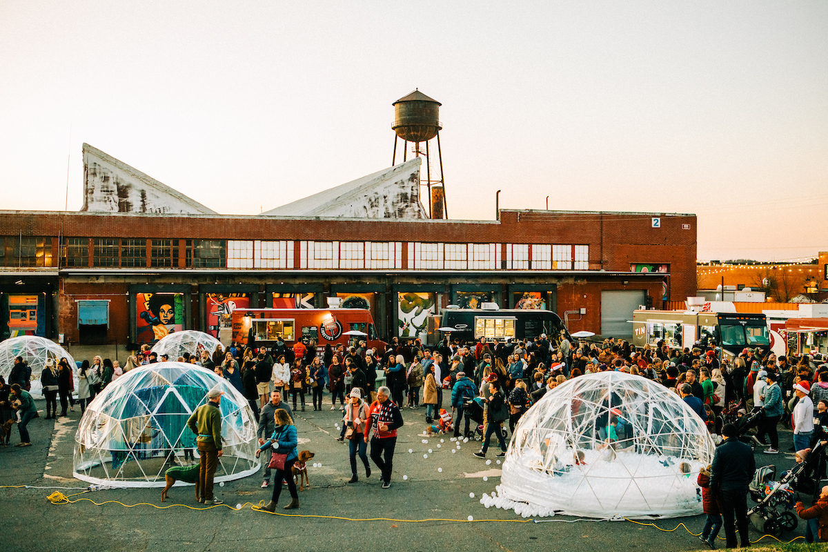 Mistletoe Market 136