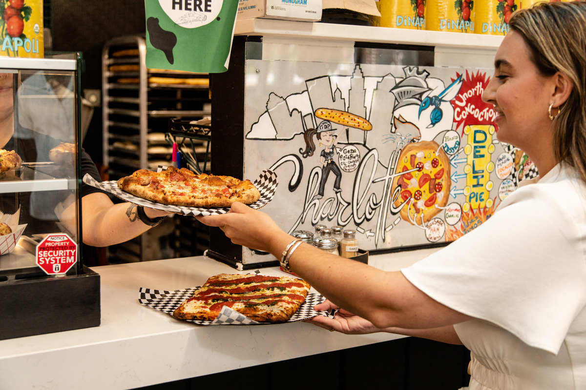 Geno Ds Pizza 6