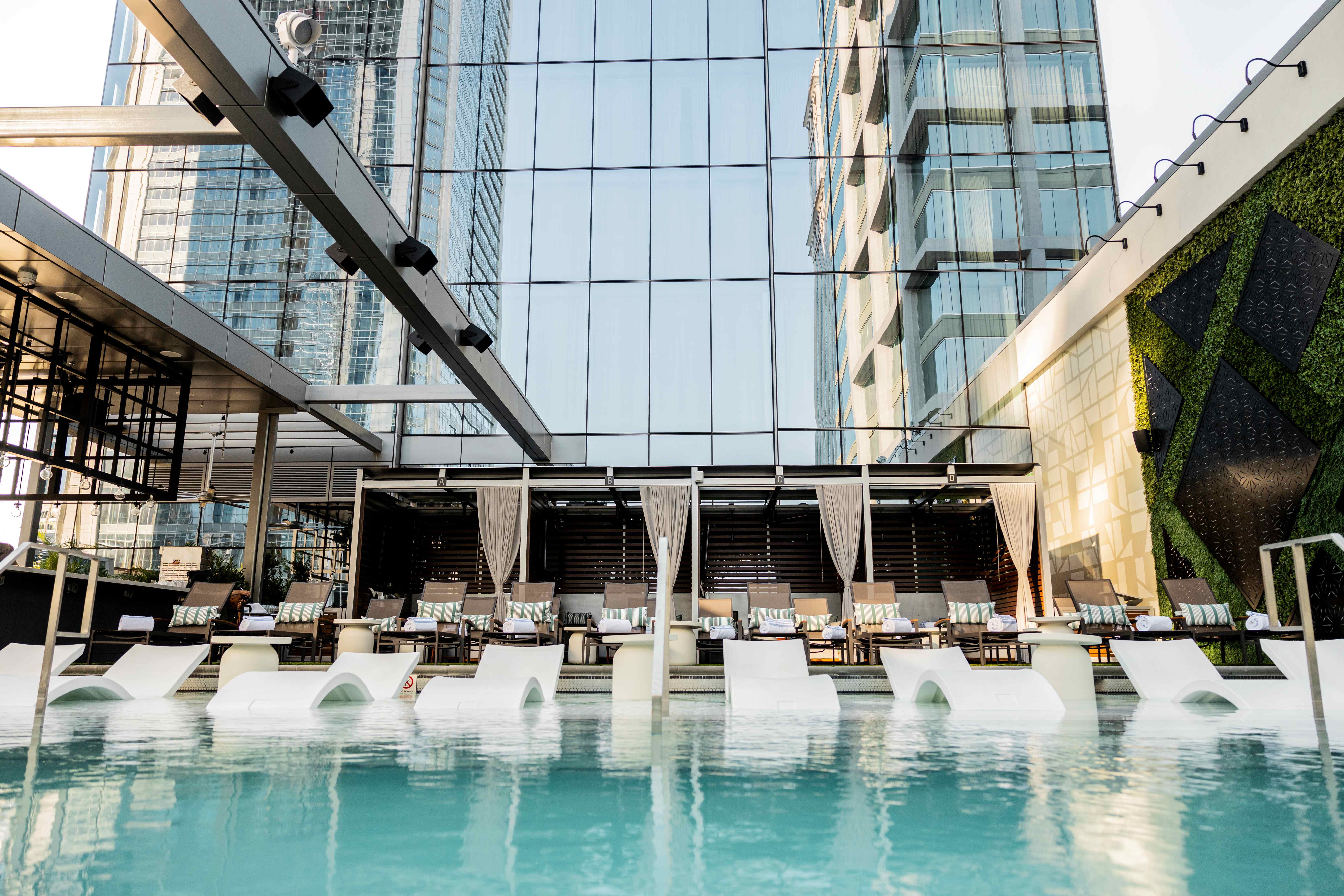 Plan a Summer Staycation at JW Marriott Charlotte
