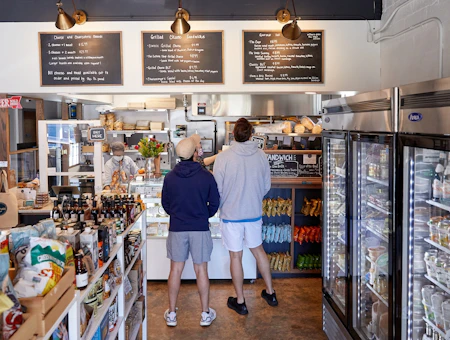 10 Bodegas & Corner Markets in Charlotte